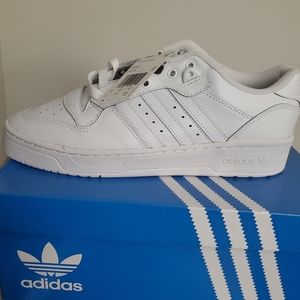 ADIDAS SNEAKERS